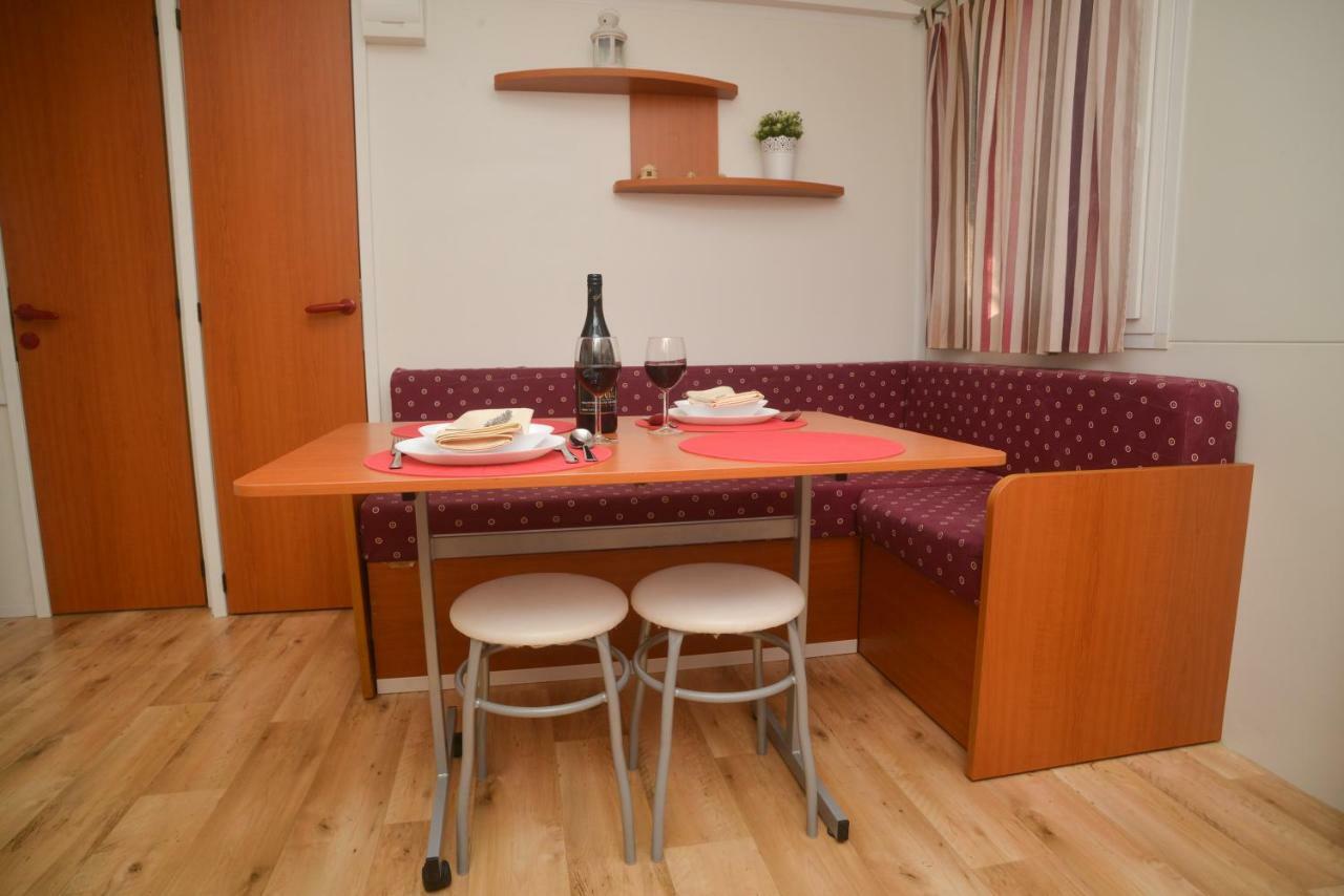 Lavender Mobile Houses Pakoštane Eksteriør bilde